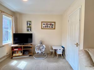 Living room- click for photo gallery